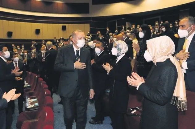 SON DAKİKA: Başkan Erdoğan AK Parti Büyük Kongresi sonrası yeni A takımına ilk talimatını verdi