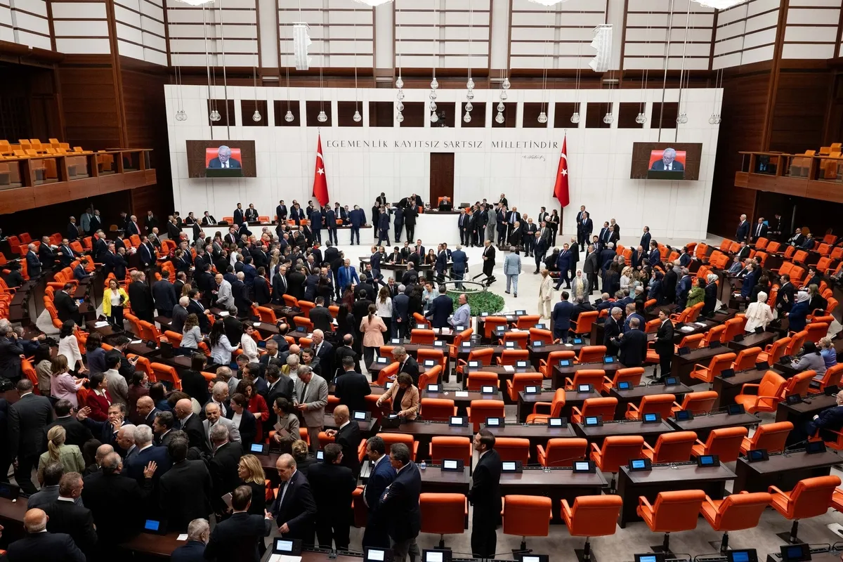 Bahçeli'den Terörsüz Türkiye için kritik mesajlar: "Milletimizi duyarlı olmaya davet ediyorum"-6