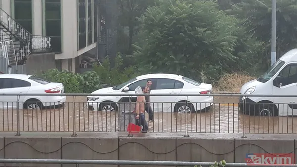 Meteoroloji uyarmıştı! Pendik'te araçlar mahsur kaldı, trafik durdu - 2