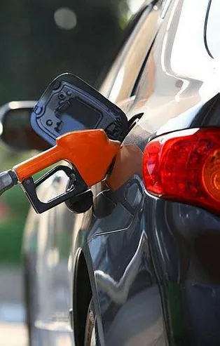 Son dakika: Motorin ve benzin fiyatlarına 18 kuruş zam