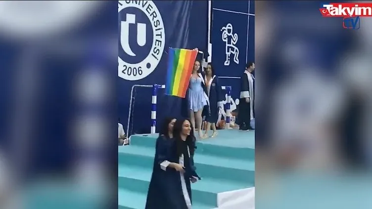 Mezuniyet töreninde LGBT paçavrası açıldı!