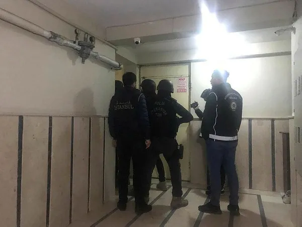 Son dakika: İstanbul'da PKK'ya gece yarısı baskını: 1 kişi gözaltına alındı-5
