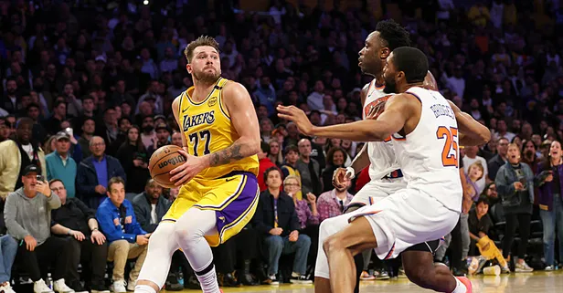 Dev zafer Doncic ve James'ten! New York Knicks -  Los Angeles Lakers: 109-113 | MAÇ SONUCU