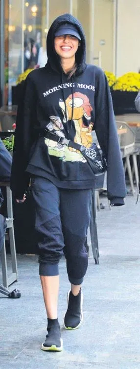 Dilan Çiçek Deniz'den hiphop style!