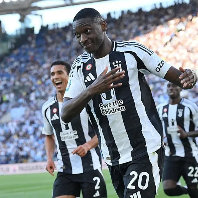Fenerbahçe’de Kolo Muani sesleri!
