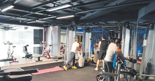 Iflas Ettim Dedi 2 500 Kisiyi Magdur Etti Takvim