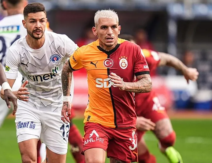 Okan Buruk neşteri vuruyor