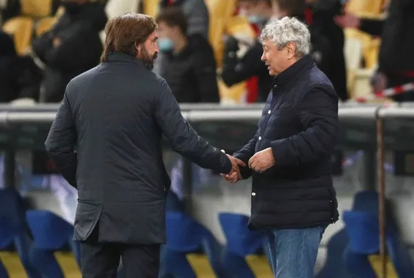 Bu kare çok konuşulur! UEFA Şampiyonlar Ligi'nde Andrea Pirlo ilk maçında ilk hocası Lucescu'ya acımadı-6