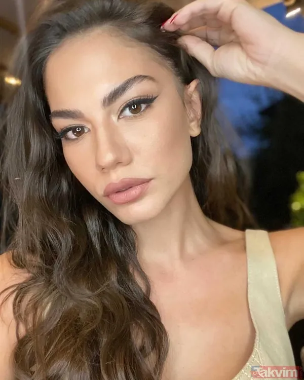 Demet Özdemir ev haliyle görenleri şaşkına çevirdi! Süper mini pijamasıyla baş aşağı paylaştı! Oğuzhan Koç’un müstakbel eşi... - 1