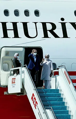 Başkan Recep Tayyip Erdoğan yurda döndü