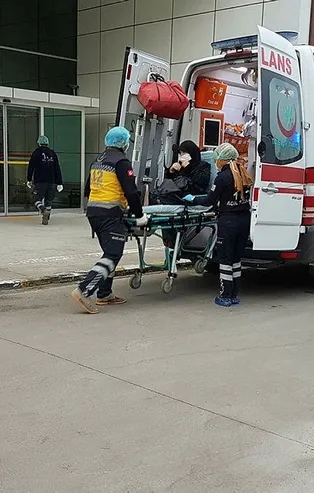 Son dakika: Sakarya'da koronavirüs şüphesi! Umreden dönen yolcu koronavirüs şüphesiyle tedaviye alındı