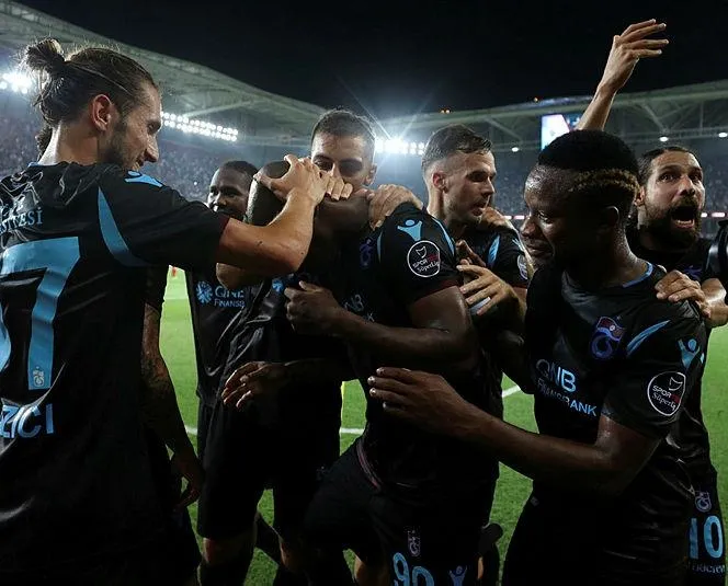 Fırtına değil kasırga