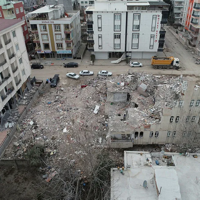 AFAD Başkanı açıkladı! Depremde kaç kişi hayatını kaybetti? İçişleri ile Çevre, Şehircilik ve İklim Değişikliği Bakanlıklarından deprem bölgelerine genelge