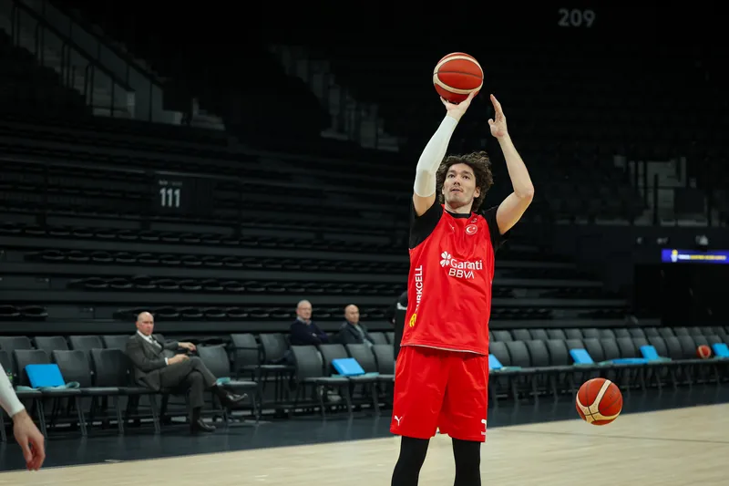 12-dev-adam-sirbistan-hazirliklarina-basladi-1771866620480.jpeg 12 Dev Adam Sırbistan hazırlıklarına başladı-2