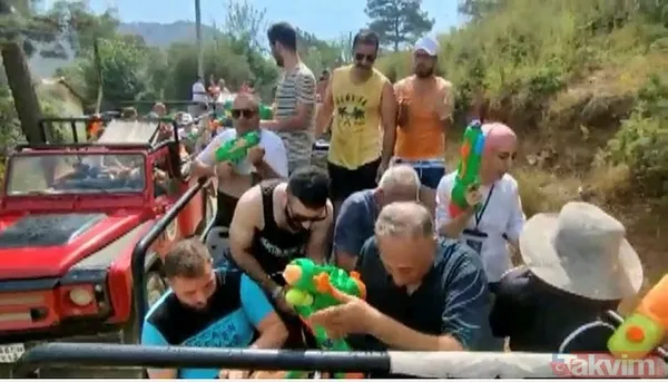 SON DAKİKA: Marmaris'te 5 kişi hayatını kaybetmişti! Safari faciasının detayları ortaya çıktı: Şoför viraja sert girdi turistler kemer takmıyor - 13