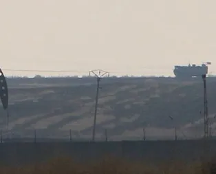 Suriyedeki petrol kuyularında Rus polisi devriyesi!