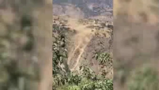 Malatya'da deprem anında korkutan görüntü!