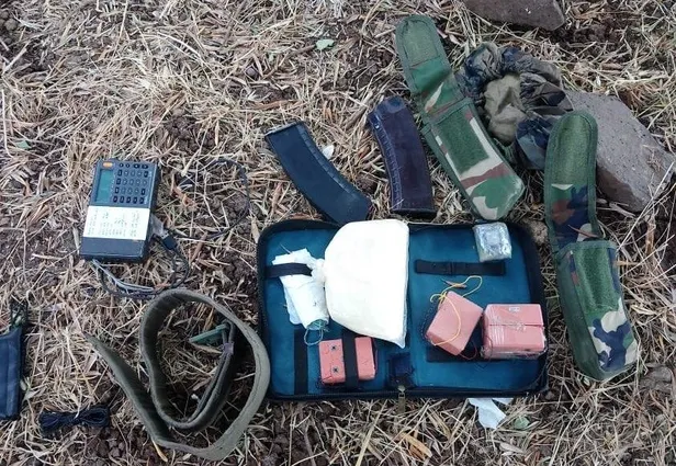 Son dakika: Bakan Soylu açıkladı: Mardin'de büyükşehirlerimize gönderilmek üzere hazırlanan patlayıcı ele geçirildi-2