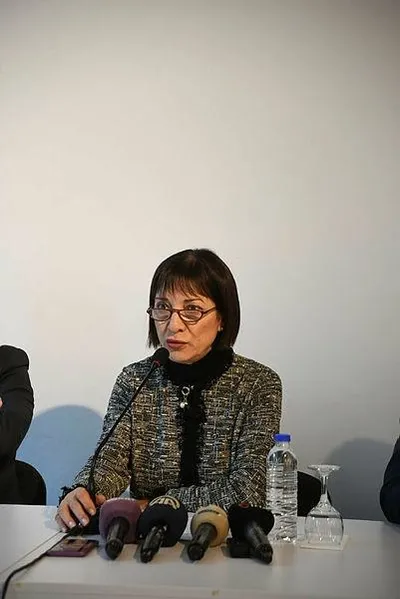 Ahmet Kaya'nın eşi Gülten Kaya’dan Erbay Medya şirketine dava!-1