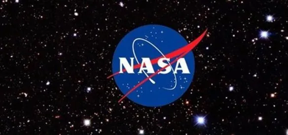 NASA UZAY ARACININ PLÜTON'A EN YAKIN UÇUŞU SIRASINDA ÇEKTİĞİ FOTOĞRAFI PAYLAŞTI