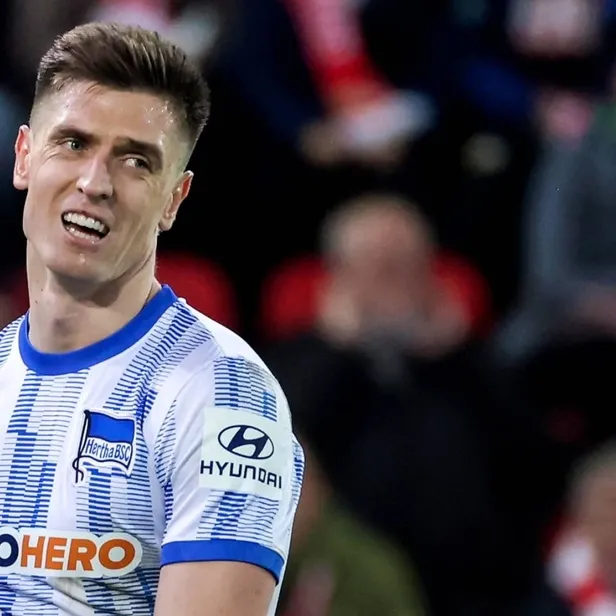 maxi-gomez-transferinde-valenciayi-ikna-etmekte-zorluk-yasayan-fenerbahce-krzysztof-piateki-gundemine-aldi-1660075873571.jpeg Maxi Gomez transferinde Valencia'yı ikna etmekte zorluk yaşayan Fenerbahçe Krzysztof Piatek'i gündemine aldı-3