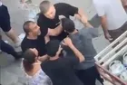 Beylikdüzü'nde park yeri kavgası! Yumruklar havada uçuştu, 1 kişi yaralandı