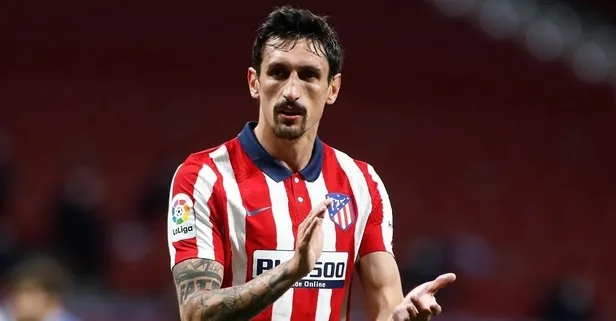 Trabzonspor Stefan Savic'e kavuşuyor! "Bize her yer Trabzon" dedi... Geliş saati belli oldu