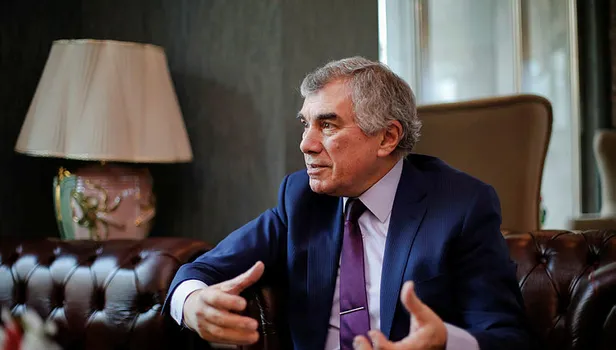 CHP’li vekil Ünal Çeviköz terör örgütü YPG'ye 'kalkan' oldu