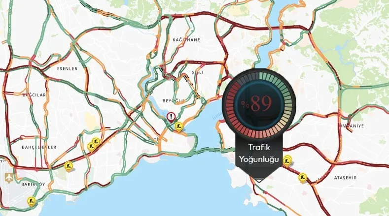 istanbulda-sulu-kar-trafigi-vurdu-aksam-saatlerinde-yogunluk-90a-cikti-1771428538567.jpeg İstanbul’da sulu kar trafiği vurdu: Akşam saatlerinde yoğunluk %90'a çıktı-4