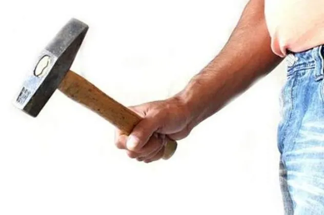 Yer: Adana! İş arkadaşını çekiçle öldürdü