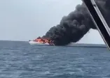Kuşadası açıklarında tekne yangını