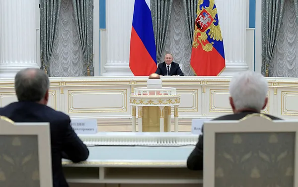 putinden-batiya-gozdagi-bizi-savas-alaninda-yenmek-istiyorsa-birakin-denesinler-1657225028712.jpg Putin'den Batı'ya gözdağı: Bizi savaş alanında yenmek istiyorsa, bırakın denesinler-4