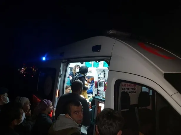 SON DAKİKA: Kastamonu'da gece yarısı korkutan yangın: 6 ev yanarak kullanılamaz hale geldi-7