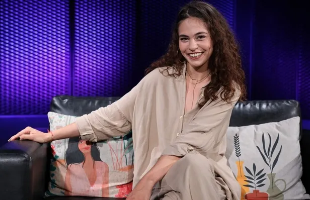 Duy Beni'nin Ece'si Dilara Sümbül uğradığı ilk zorbalığı anlattı: "10-15 kişilik kız grubu sınıfa daldı"-3