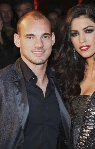 Sarhoşken olay çıkaran eski Galatasaylı Wesley Sneijder Hollanda'da gözaltına alındı