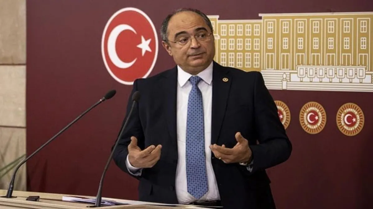 imamoglunun-danismani-chpli-turan-aydogani-patlatan-kayit-1787745117182.jpeg İmamoğlu'nun danışmanını patlatan kayıt! CHP'li Turan Aydoğan "Rüşvetin belgesi mi olur?” sözlerini kabul etti: 200 bin dolarlık şaibe-2
