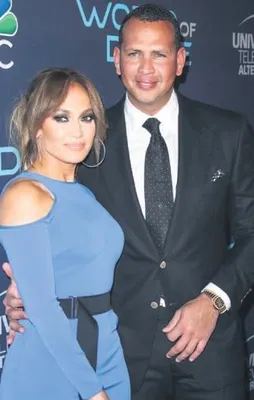 Aşkları kapak oldu