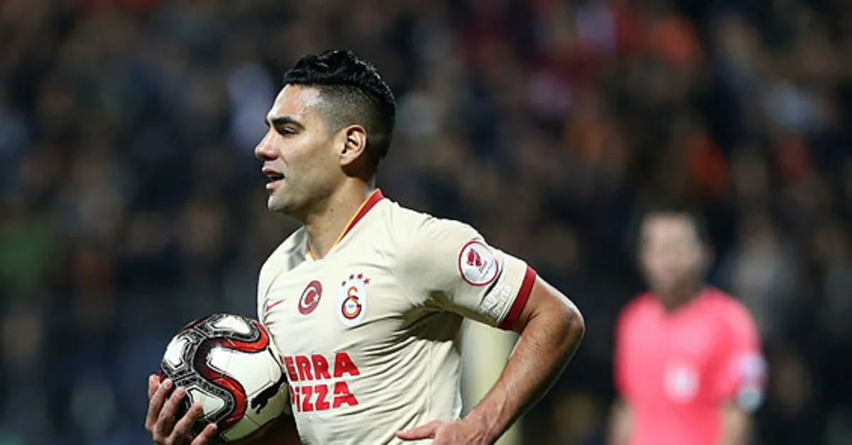 Radamel Falcao Barcelona’nın radarında!