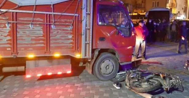 Manisa’da feci kaza! Kamyonet ile motosiklet çarpıştı: 1 ölü, 1 yaralı
