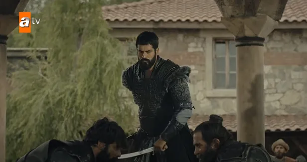 hos-geldin-orhan-bey-kurulus-osman-62-bolum-2-fragmani-gozunu-daldan-budaktan-sakinmayacak-1623137184604.jpg Hoş geldin Orhan Bey! Kuruluş Osman 62. bölüm 2. fragmanı: Gözünü daldan budaktan sakınmayacak-7