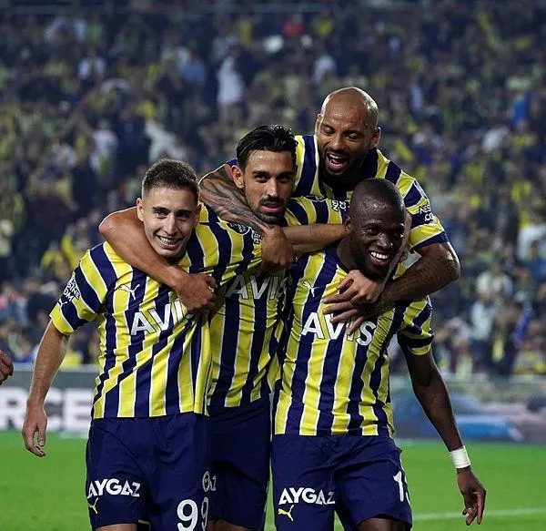 1665358332264.jpeg Fenerbahçe 4 kez öne geçtiği maçta Karagümrük'ü 90+5. dakikada mağlup etti-2