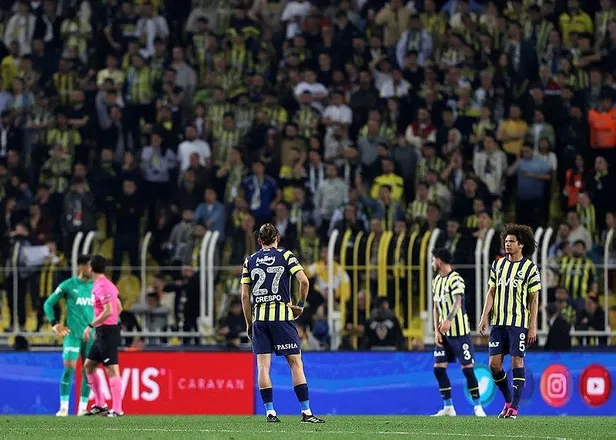 fenerbahce-bitime-4-dakika-kala-buldugu-golle-ankragucunu-devirdi-1681601294330.jpeg