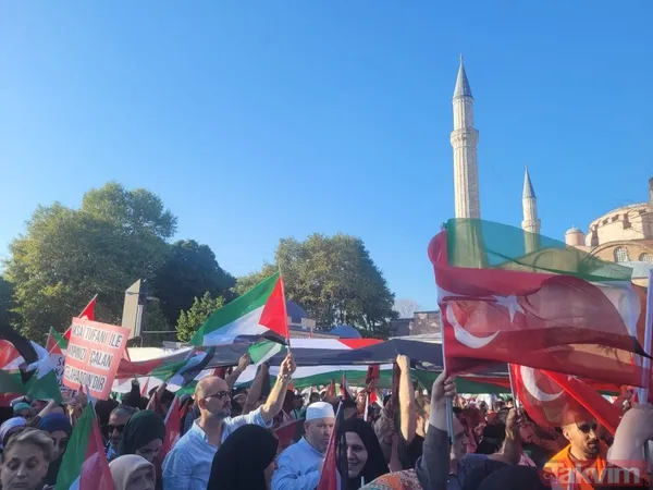 Takvim.com.tr, Ayasofya'da! Binlerce kişi Filistin için meydanlara akın etti | İşte o anlar... - 27