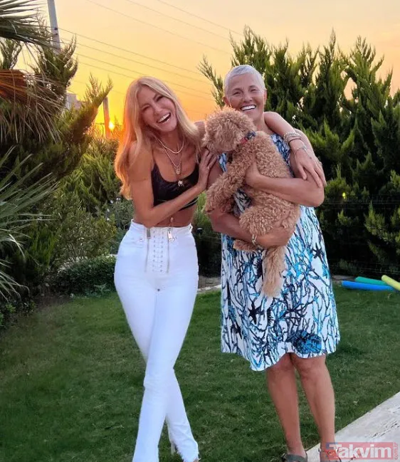 Çağla Şıkel'in güzelliği anneden tescilli! Çağla Şıkel'in annesini görenler Çağla'yı unuttu benzerlik ise 'yok artık dedirtti' - 12