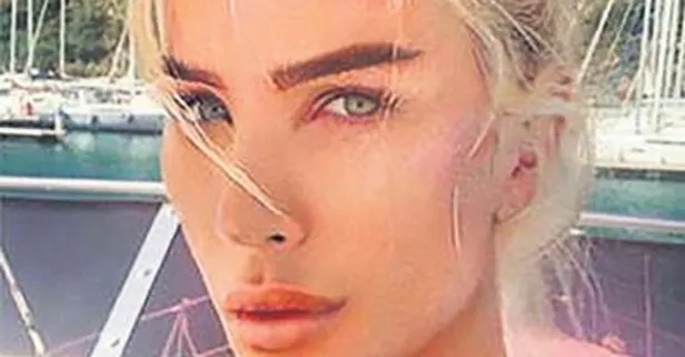 Seda Sayan, yüzüne Fransız askısı yaptırdı gören tanıyamadı! Serap Paköz de kendini askıya aldı!