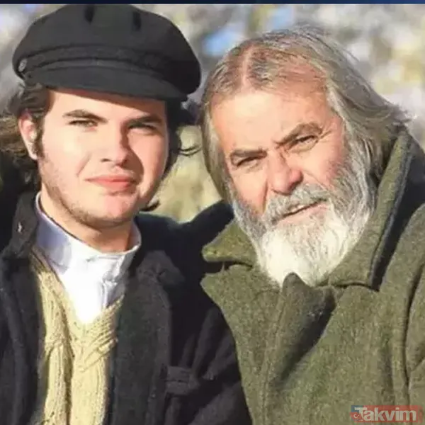 Uzak Şehir’in Ecmel’i Müfit Kayacan bakın hangi oyuncunun babası çıktı! Baba-oğul olduklarını ilk kez duyan şaştı kaldı! - 20