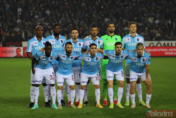 Trabzonspor - Gaziantep FK maçında ilginç olay! Arda Akbulut kaleye geçince Muhammet Taha Tepe maça motosikletle yetişti - 30