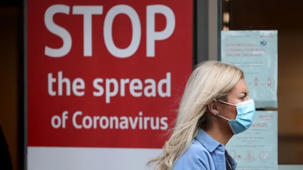 koronavirus-mutasyona-ugradi-kuveyt-ingiltereye-hava-yolunu-kapatti-1608489522812.jpg Koronavirüs mutasyona uğradı! Kuveyt, İngiltere'ye hava yolunu kapattı-7