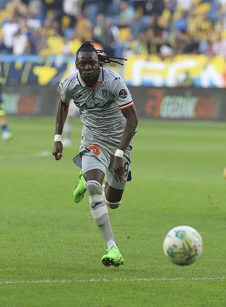 mke-ankaragucu-1-2-basaksehir-mac-sonucu-1664640893909.jpeg MKE Ankaragücü 1-2 Başakşehir | MAÇ SONUCU-2