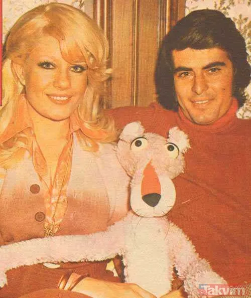 Yeşilçam'ın Yakışıklısı Tarık Akan İle Yaşadığı Dört Yıllık Aşk İse Magazin Tarihinde Unutulmazlar Arasında Yer Aldı.